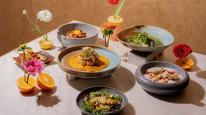 โรงแรม Anantara Siam Bangkok Hotel