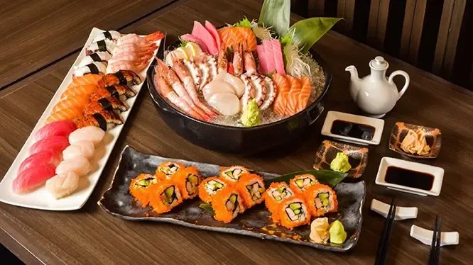 ห้องอาหารญี่ปุ่น สึ (Tsu Japanese Restaurant)