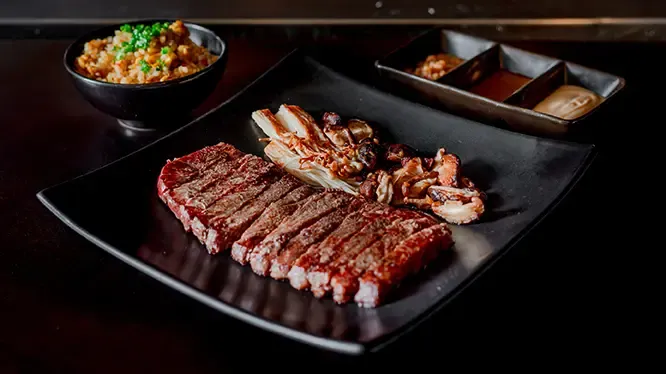 ห้องอาหารนามิ เทปปันยากิ สเต็กเฮ้าส์ (Nami Teppanyaki Steakhouse)